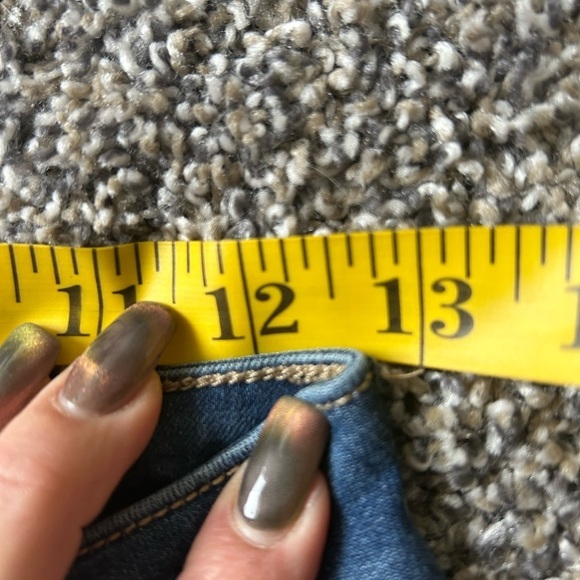 5/$25 Jennifer Lopez Skinny Ankle Jeans with zipper feature size 2 - Picture 10 of 12